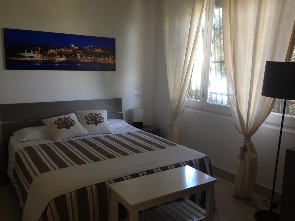 Apartamento Car'Loft Beachside Cagliari Habitación foto