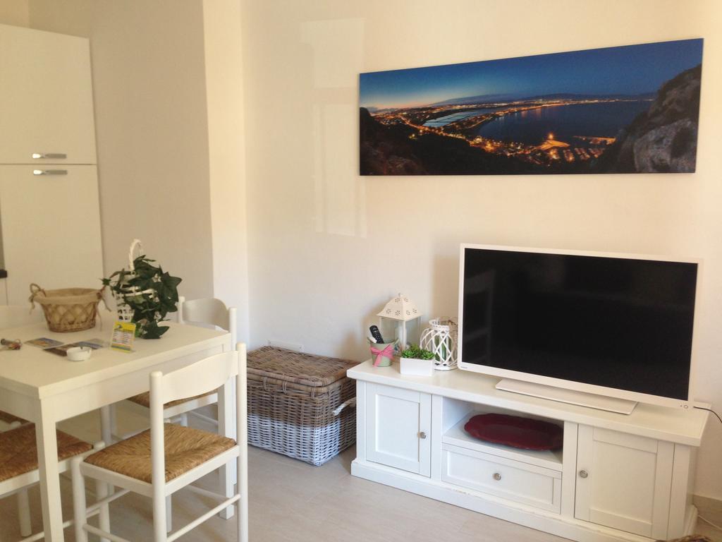Car'Loft Beachside Cagliari Habitación foto